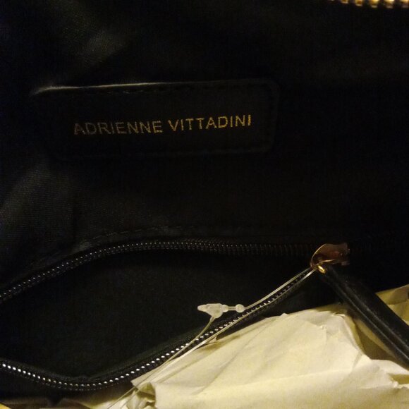 🎀HOST PICK🎀      Adrianne Vittadini Hobo Croossbody /Tassel Handbag - NWT - Picture 4 of 4